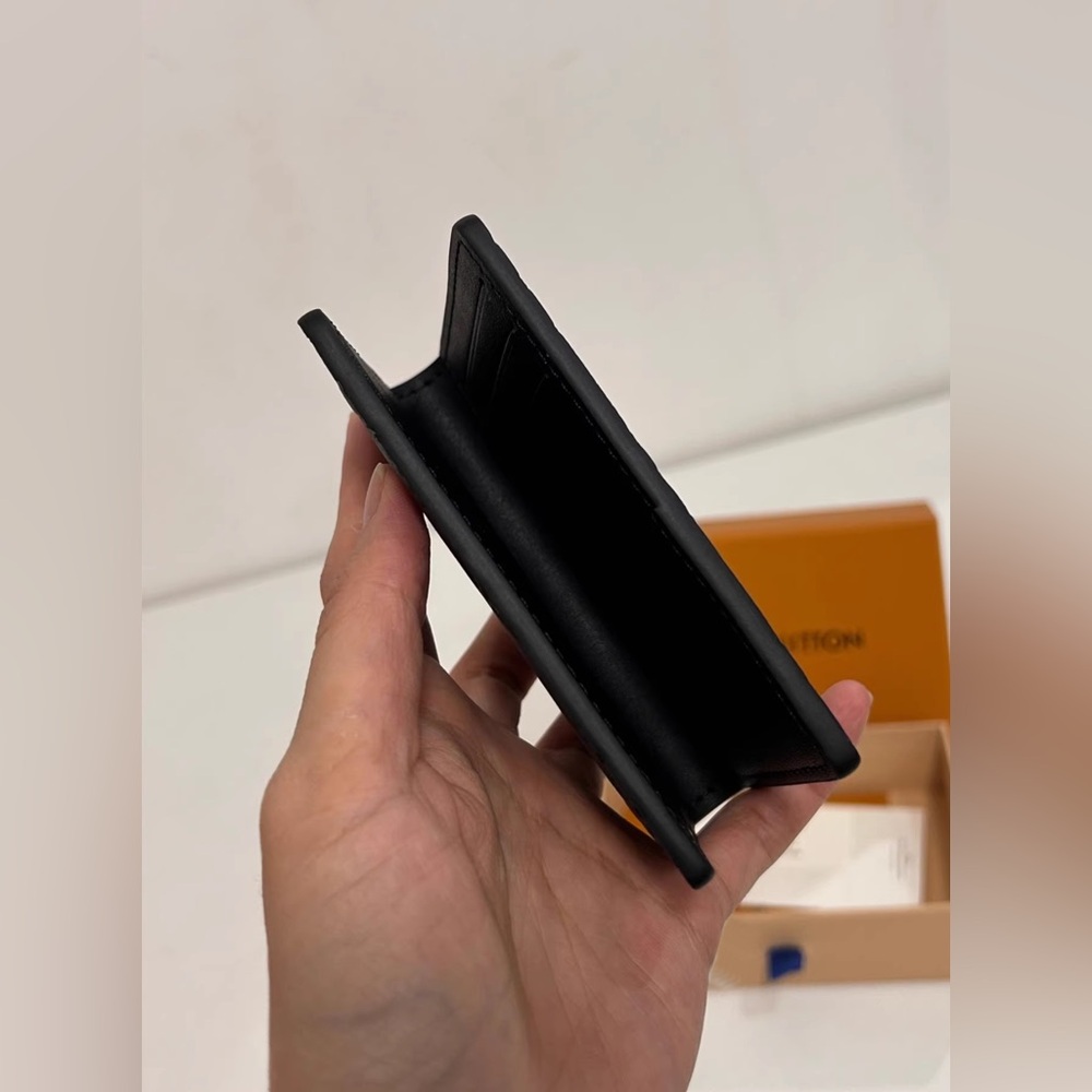 Louis Vuitton Pocket Organizer - Picture 6 of 9